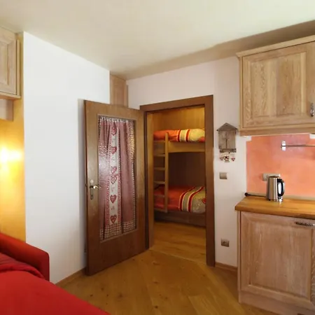 Teddybaer Ski-to-door Апартаменты *