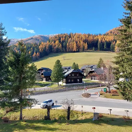 Teddybaer Ski-to-door Апартаменты *